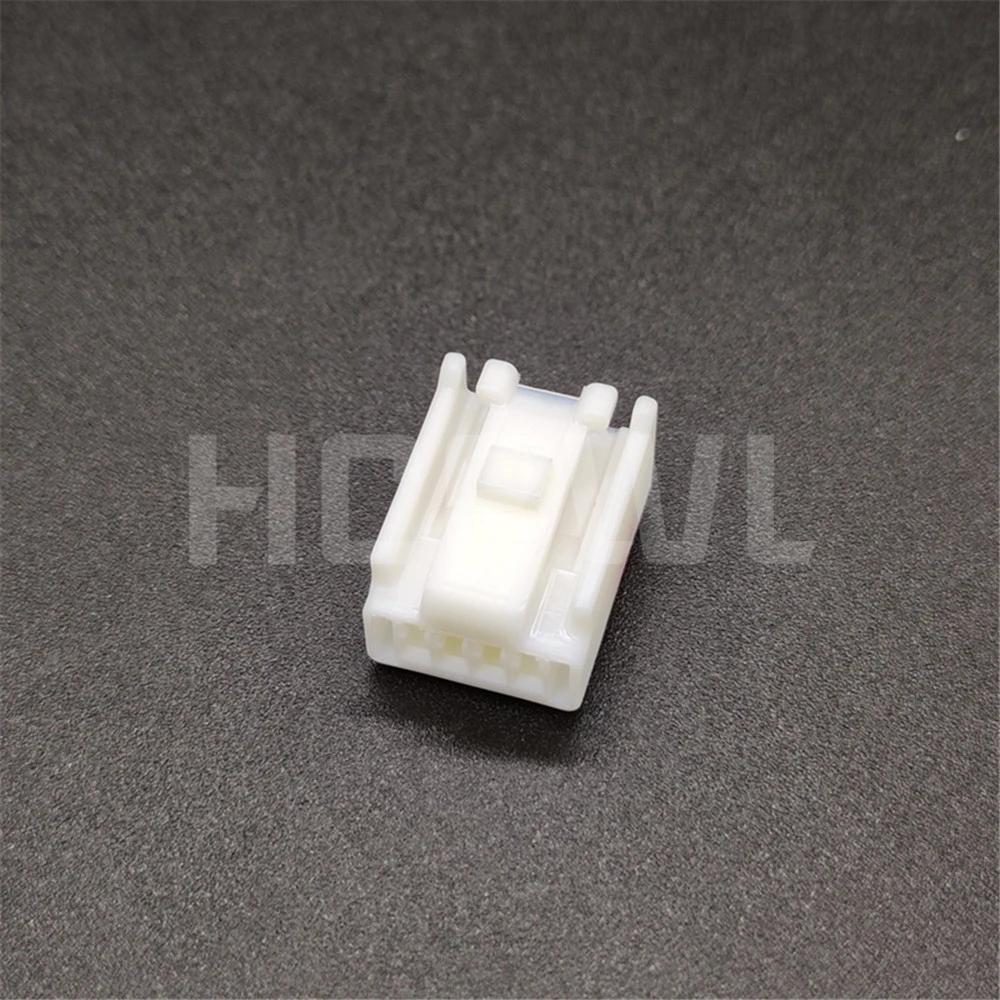 

New original high-quality 6098-2013 automotive component connector plug