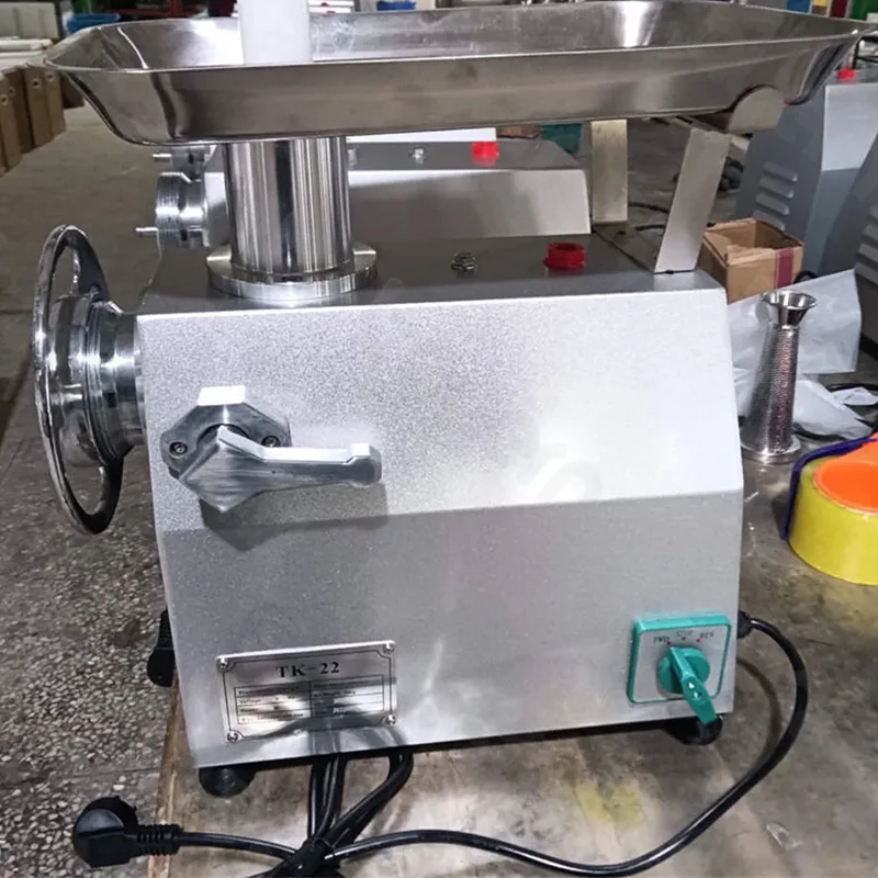 مفرمة اللحم الكهربائية محرك 850 واط 3 أحجام طحن مقاومة للصدأ من الفولاذ المقاوم للصدأ لحم البقر ولحم الخنزير وأغذية الحيوانات الأليفة حالة جديدة