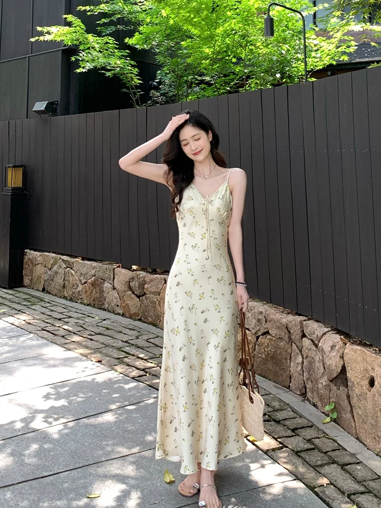 LinYanER Summer Floral Satin Wrap Dr V-Ne Svel Women's Slimming High Waist Gown Casual Vaion Sle Dr