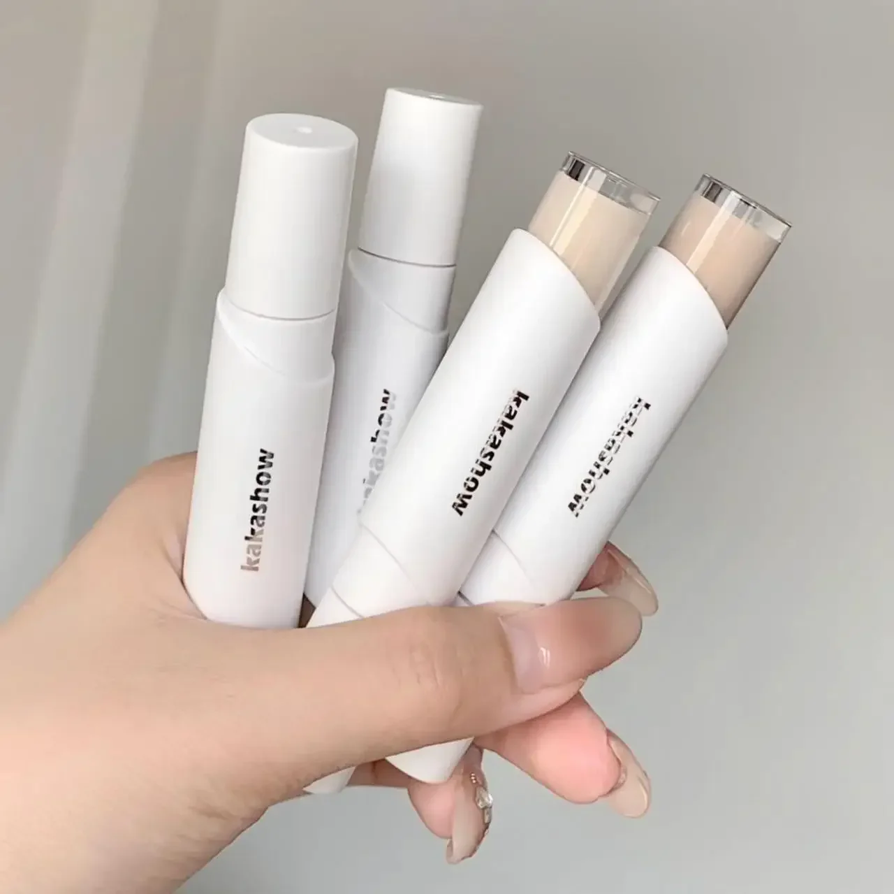 Schraper Concealer Stick Langdurige Gehydrateerde Verhelderende Wijzigen Huid Foundation Creëren Lichte Basis Make-Up Concealer Cosmetica