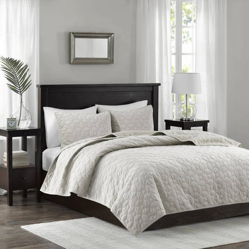 

3 Piece Velvet Quilt Set Ivory Full/Queen