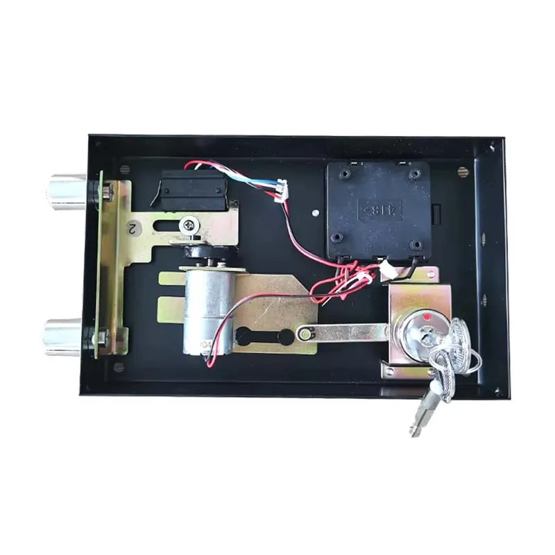 Steel and zinc alloy cylinder locks for safety lockers with motors with key-operated doors