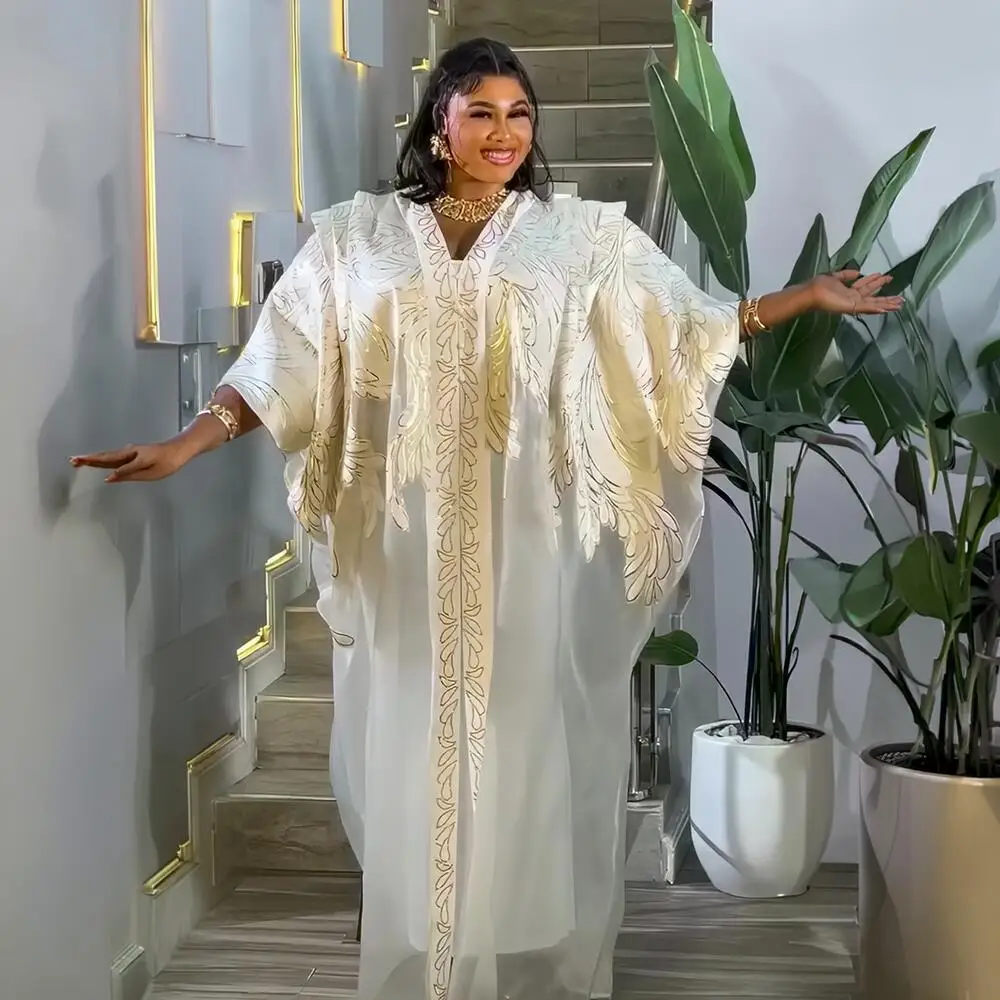 Neue modische afrikanische Kleider für Frauen, Kopftuch, Dessous, Damenbekleidung, afrikanisch besticktes Kleid mit Strass, Boubou
