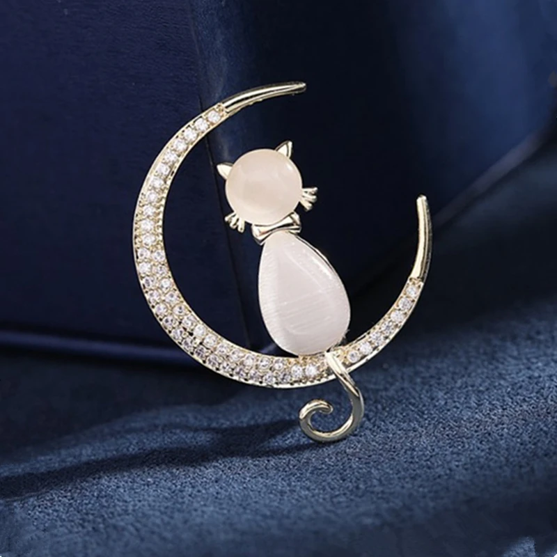 Cute Animal Brooch Elegant Cat Sitting On The Moon Brooches For Women Cartoon Opal Stone Zircon Kitten Casual Party Corsage Gift