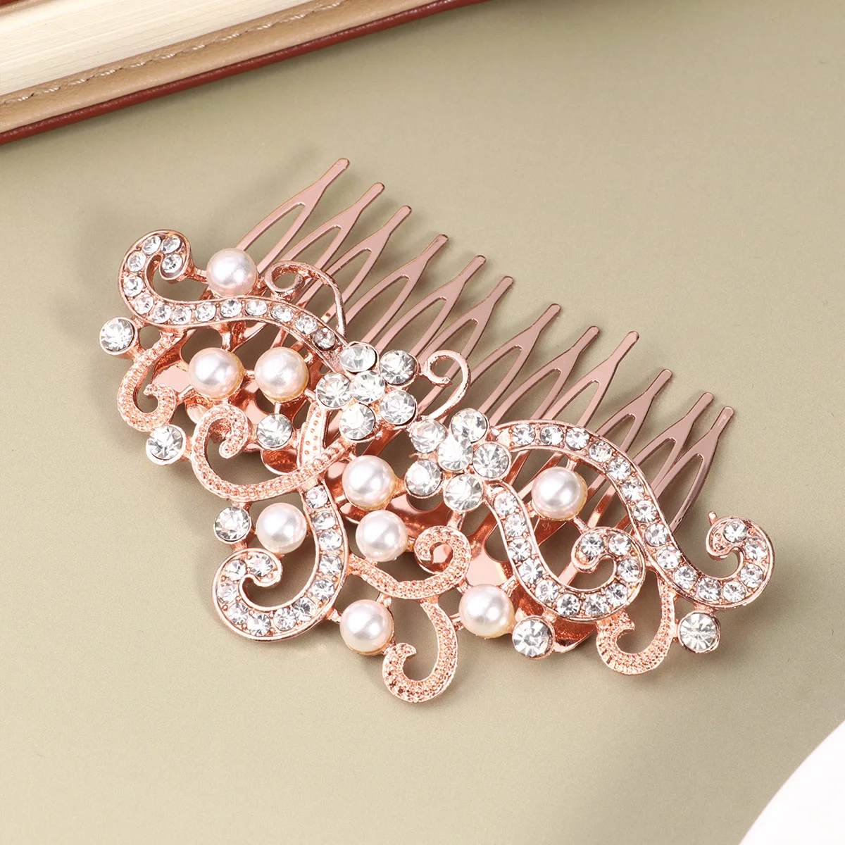

Pearl Comb Bachelorette Party Bridal Hair Accessories for Women Wedding Costume Clothing