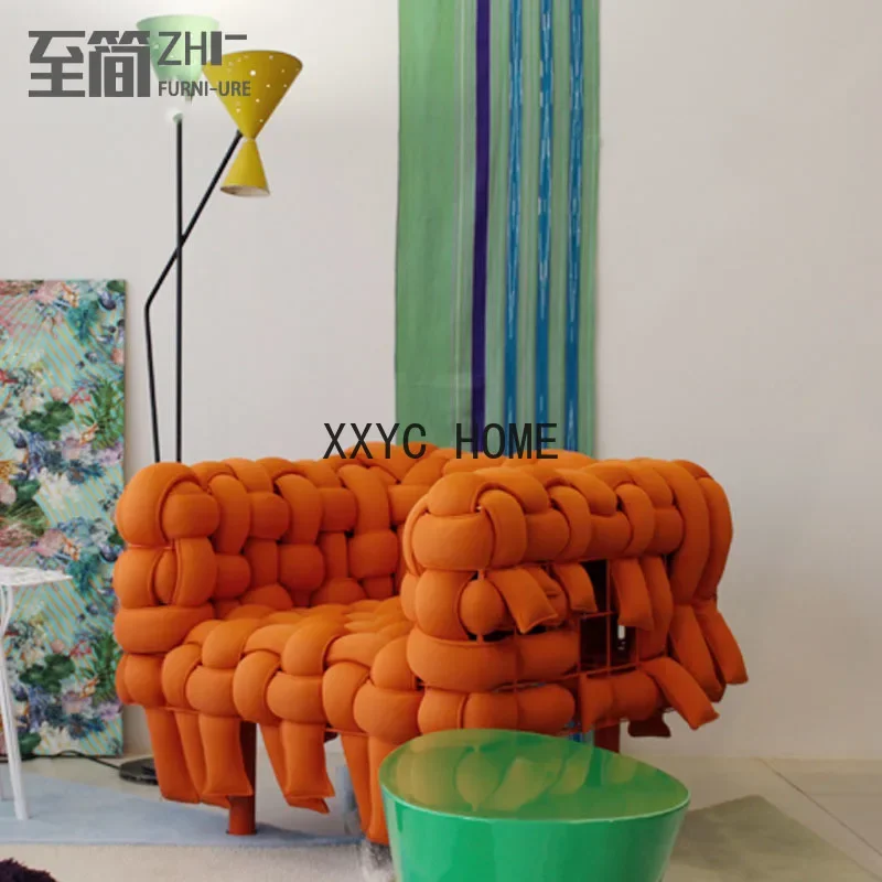 خياطة منسوجة للترفيه كرسي فردي ومزدوج لغرفة المعيشة الإبداعية على شكل درابزين من الحديد المطاوع