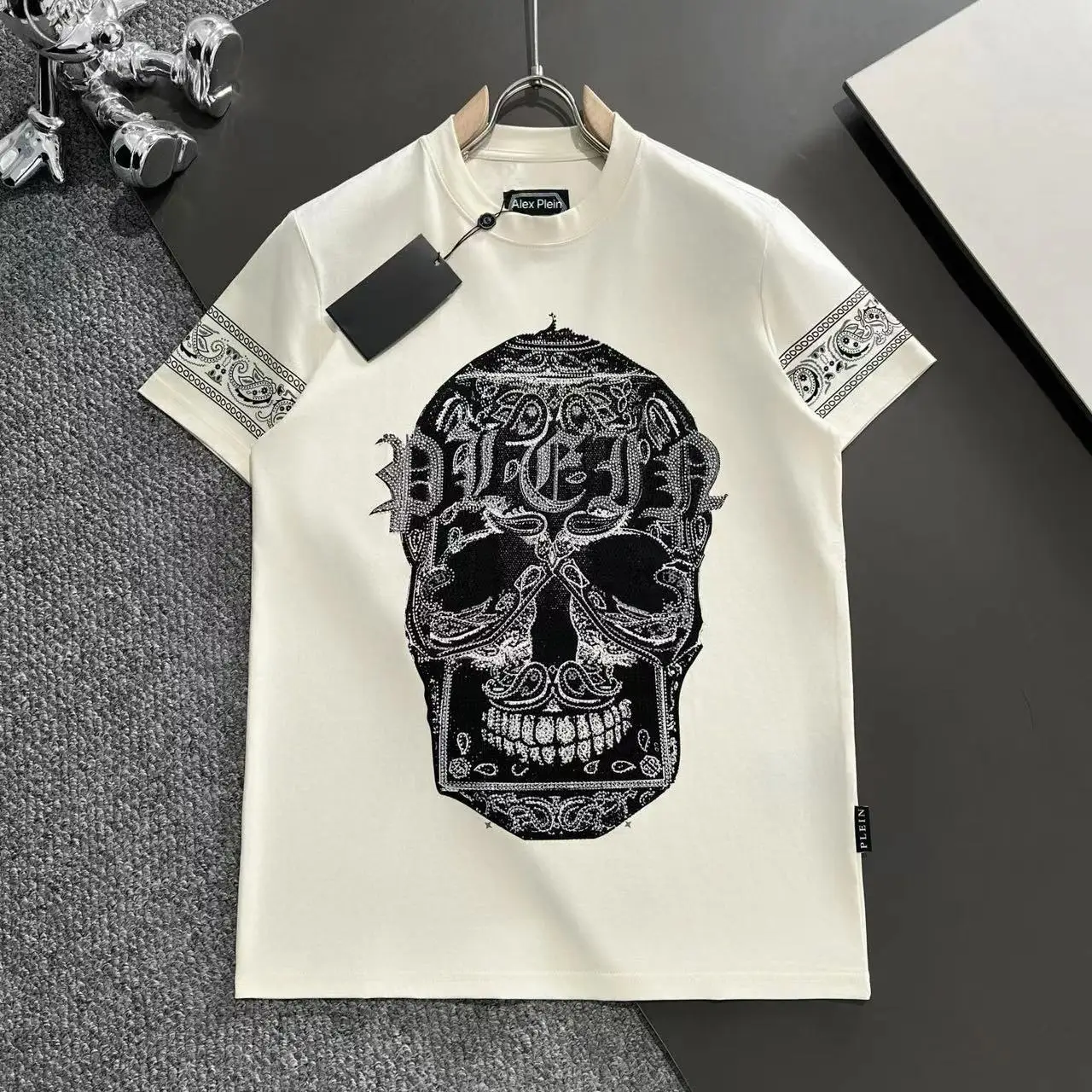 Alex Plein Men\'s Fashion Clothing Round Neck 2024 Summer Skull Head Hot Diamond Embroidered Short Sleeve Couple Cotton T-shirt