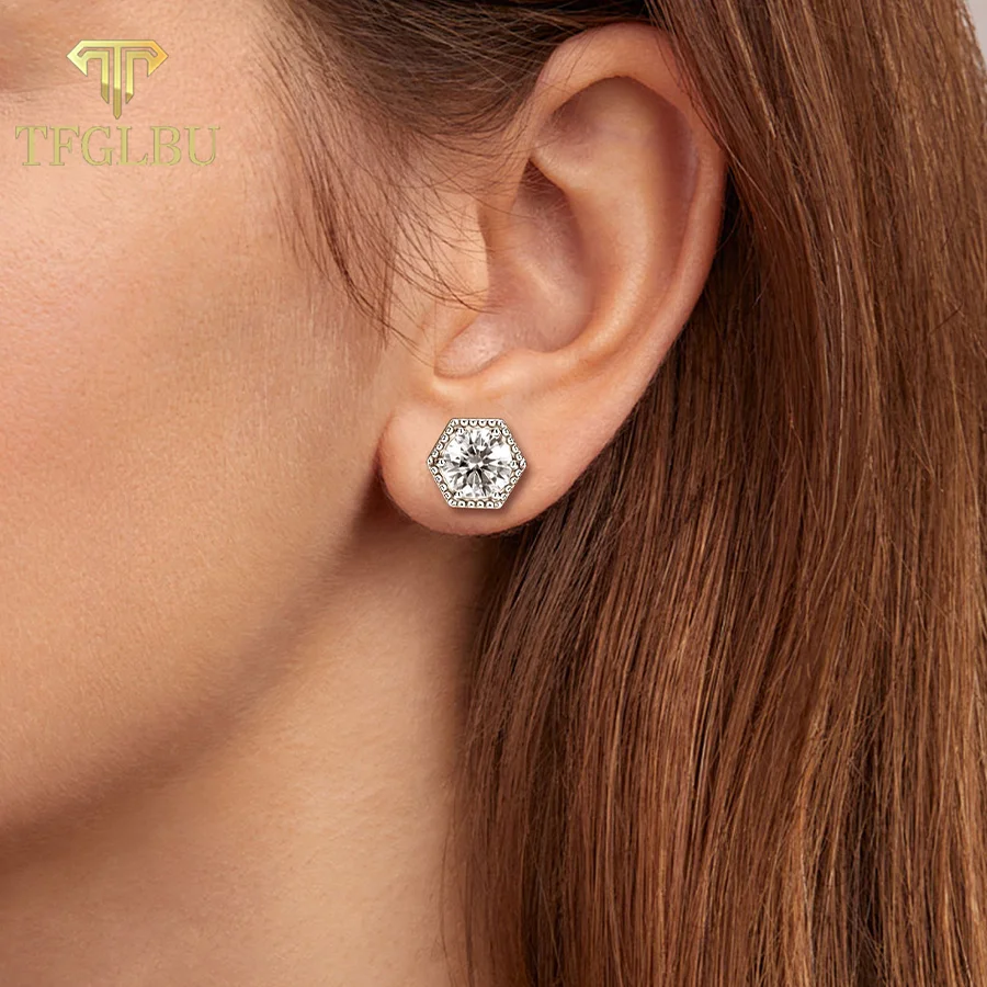 

TFGLBU 1ct D Color Moissanite Earrings for Women Sparkling Diamond Fine Jewelry with GRA 925 Sterling Sliver Plated 18k Ear Stud