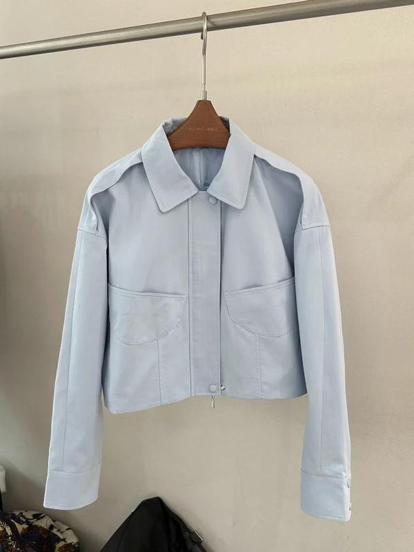 

Женская короткая куртка-пиджак Весна 2026, повседневная, свободного кроя, с длинными рукавами, двумя карманами, отложным воротником, на пуговицах, премиум-класса