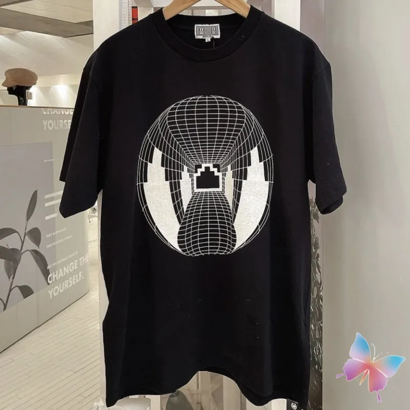 

Casual Loose Cotton CAVEMPT T-shirts Rotundity 3D Space Grid Couple Short Sleeve Black White Short Sleeve CE Tshirts Men Women