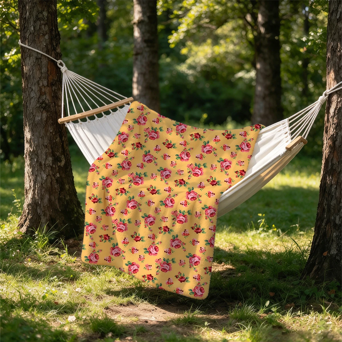 Sunny Bloom Flannel Blanket Warm Soft Halloween Christmas Couch Warm Cozy Decorative Decor Gift for All Season