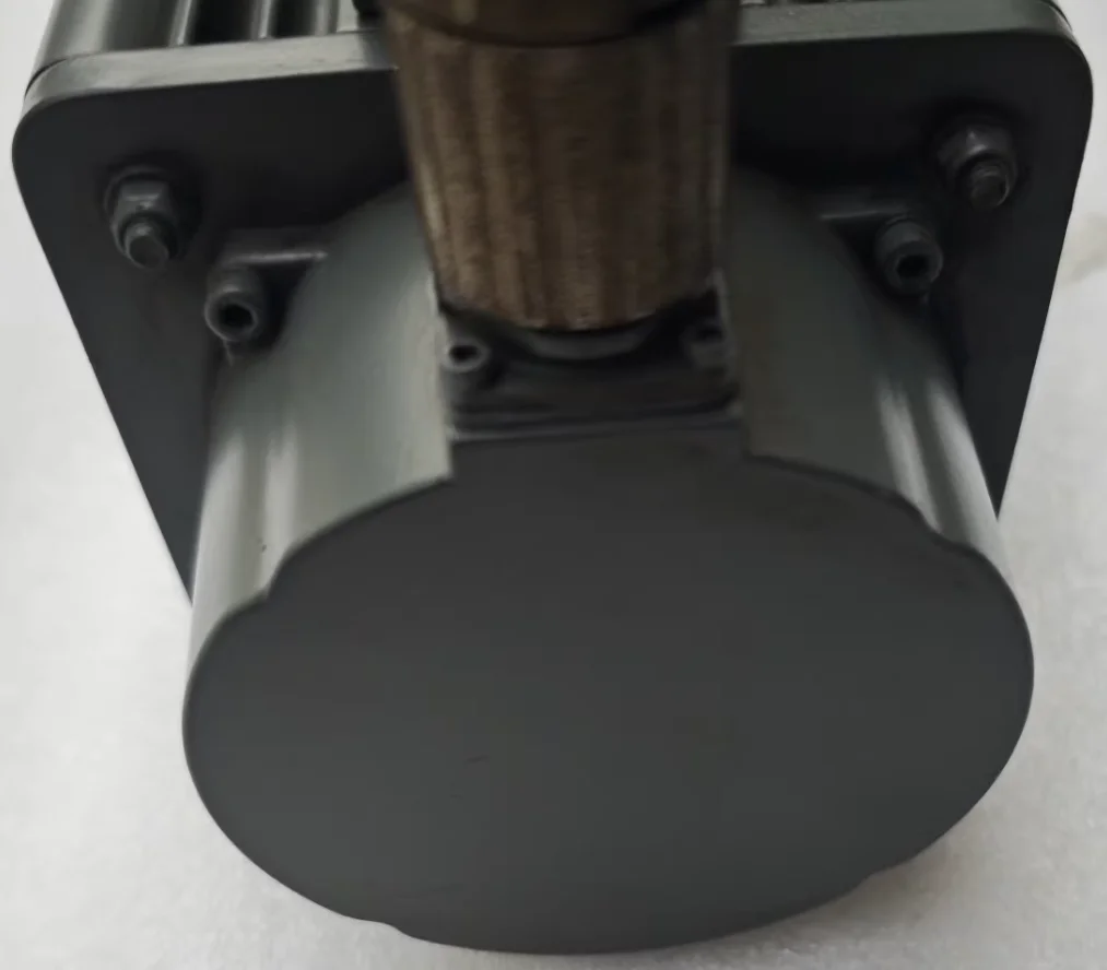 FXM34.40A.E1.100 Servomóveis usados, envio rápido