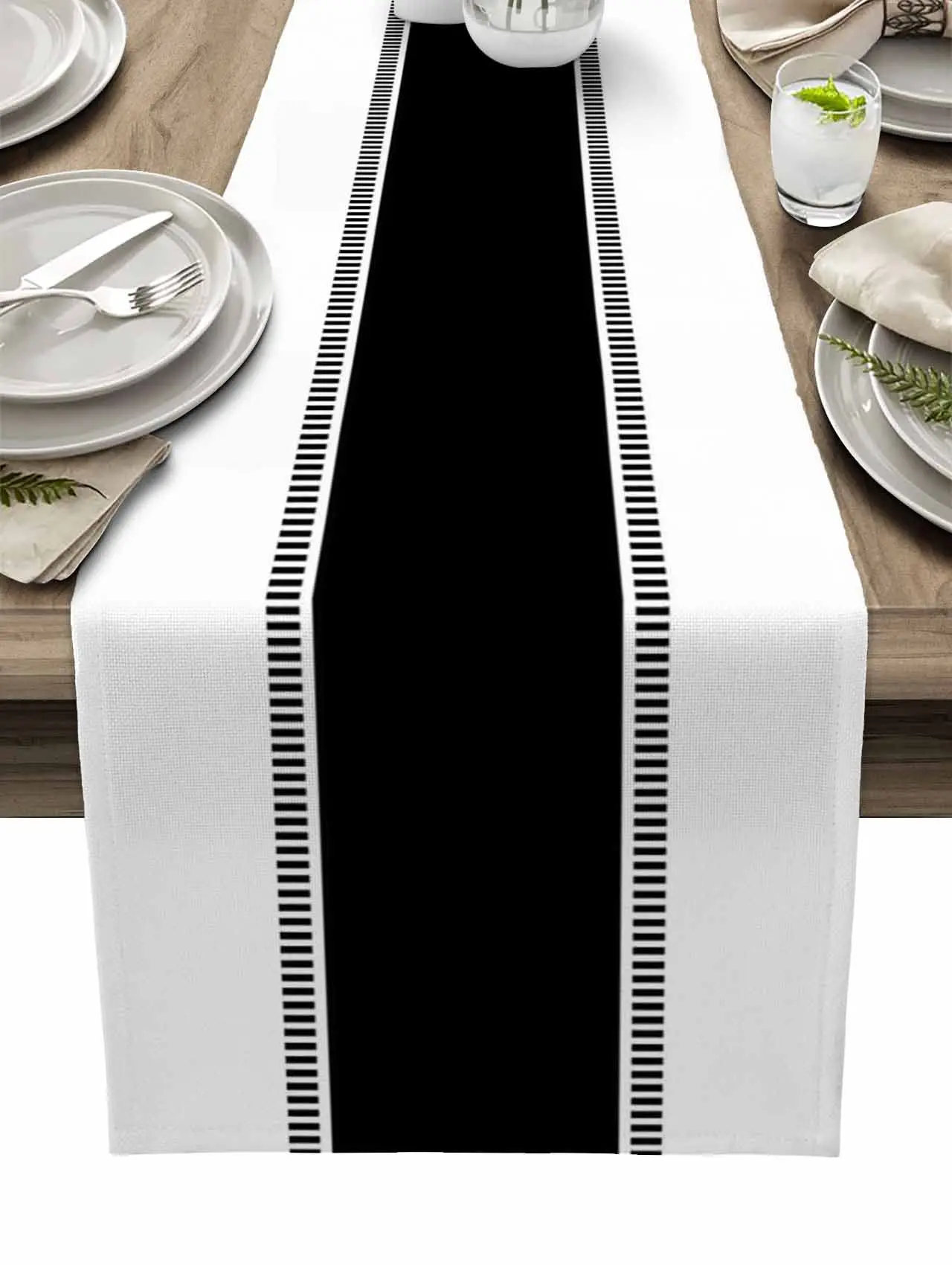 

Non-Slip Stripes Table Runners, Modern Table Runner, Dresser Scarves,Farmhouse Decorations, Table Runner Cover for Dining Table