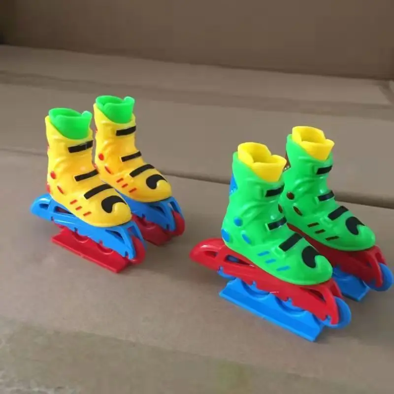 Mini patins à doigts créatifs pour enfants, jouets de cyclisme, puzzle amusant, patin à roulettes, cadeau pour enfants, 1 paire