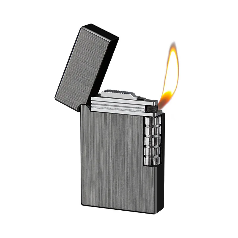 Embossed Skull Cigarette Lighter Bright Sound Torch Lighter Flint Grinding Wheel Inflatable Butane Lighters Smoking Accessories