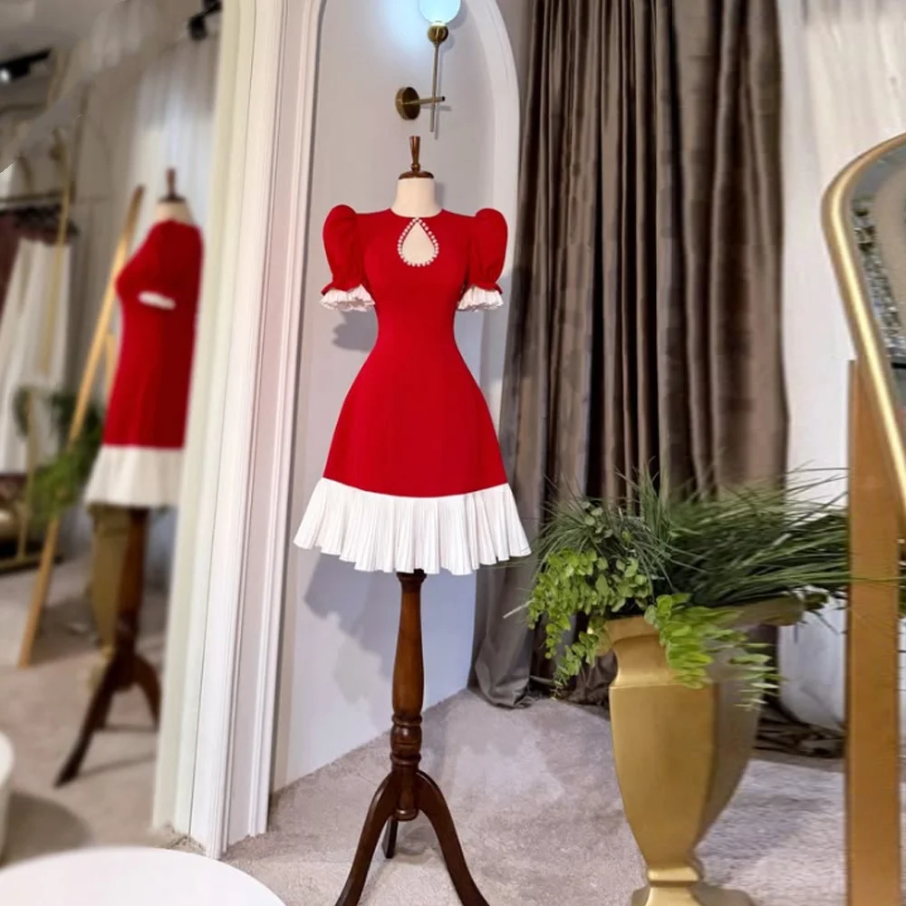 Customized Classic Red O- Neck Short Sleeves Evening Dress A-Line Pearls Party Dresses Contra Color Short Prom Gowns
