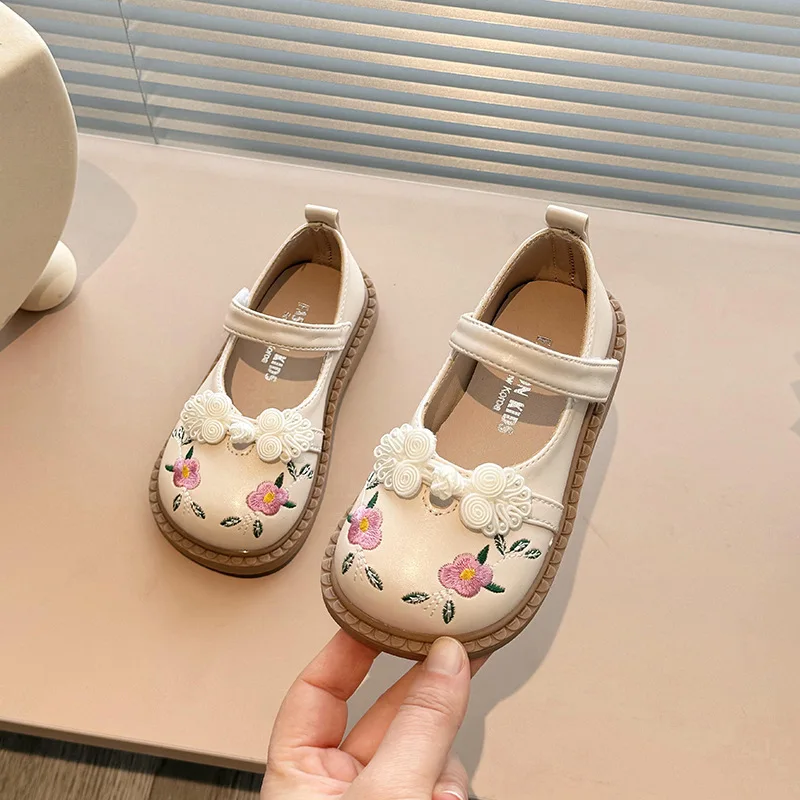 

Kids Embroidery Mary Jane Shoes 2026 New Girls Fashion Leather Shoes Wedding Party Children Causal Princess Dress Flat Shoes