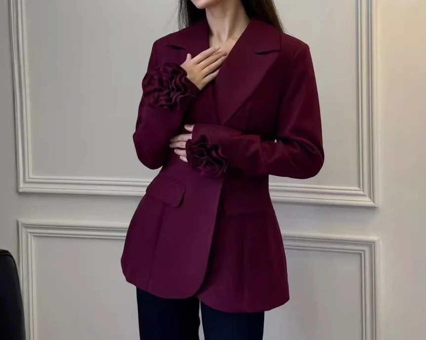 Women's Blazer Solid Color Three-Dimensional Floral Decor Notched Collar Elegant Temperament Long Sleeved Slim Fit Blazer Coat