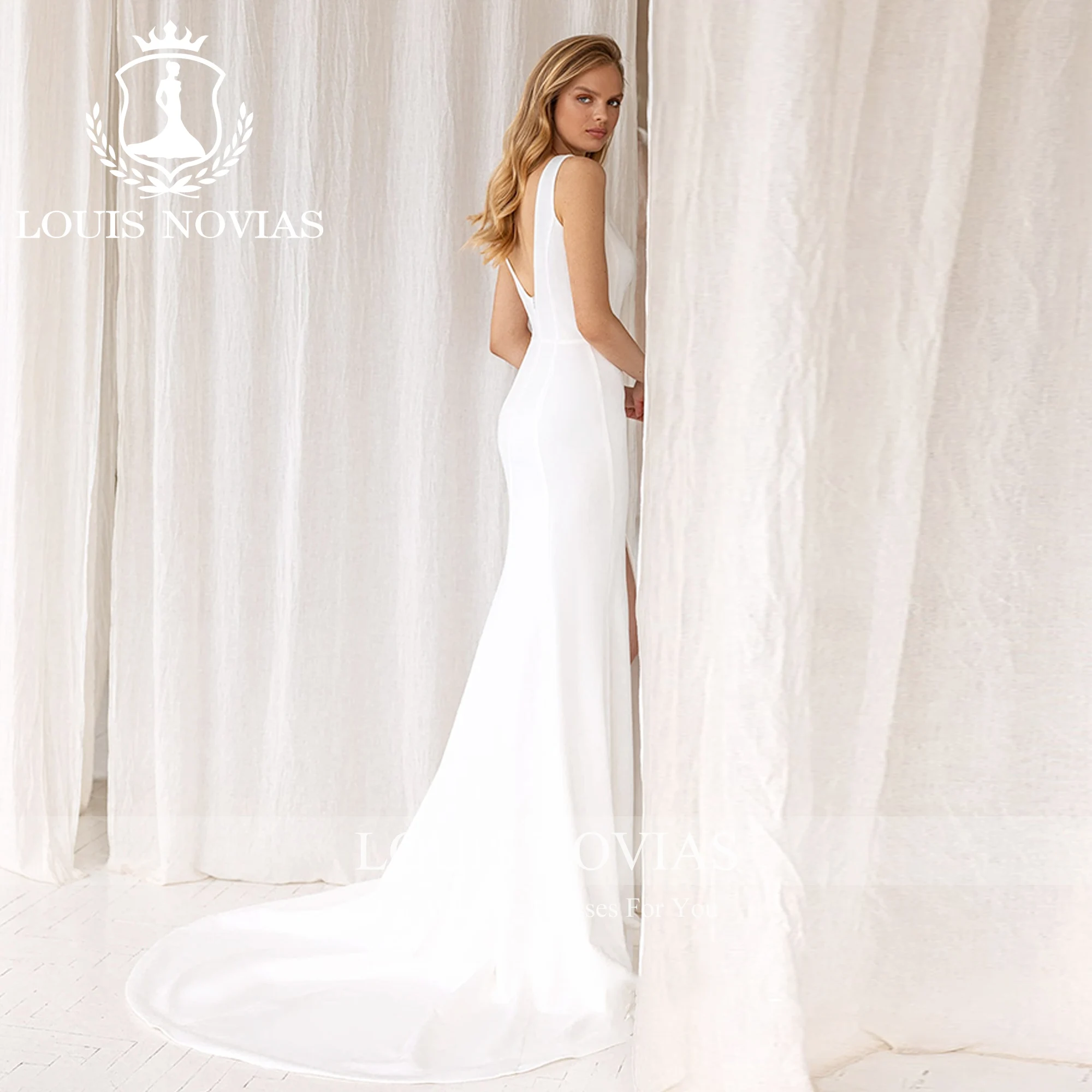 LOUIS NOVIAS Wedding Dress Mermaid Style 2023 Deep V-Neckline Slit-Hem Sweep Train Sheath Wedding Gown Vestidos Novias De Saten