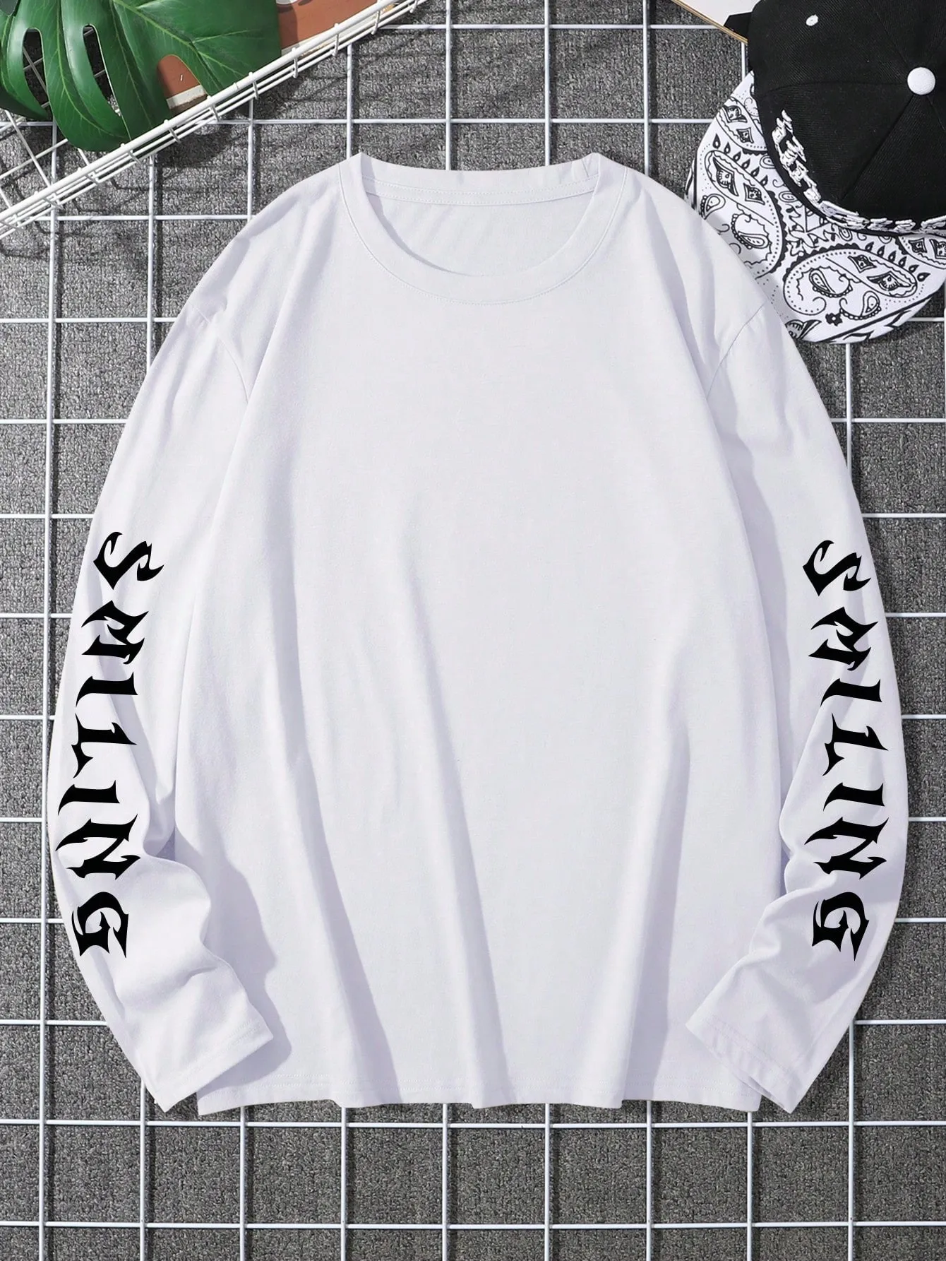 เสื้อยืดแขนยาวผู้ชายรุ่นใหม่สำหรับฤดูใบไม้ผลิและฤดูใบไม้ร่วงปี 2025 โดดเด่นด้วยลายพิมพ์ 3 มิติที่ดูสบายๆ และสวมใส่สบายในสไตล์สตรีท