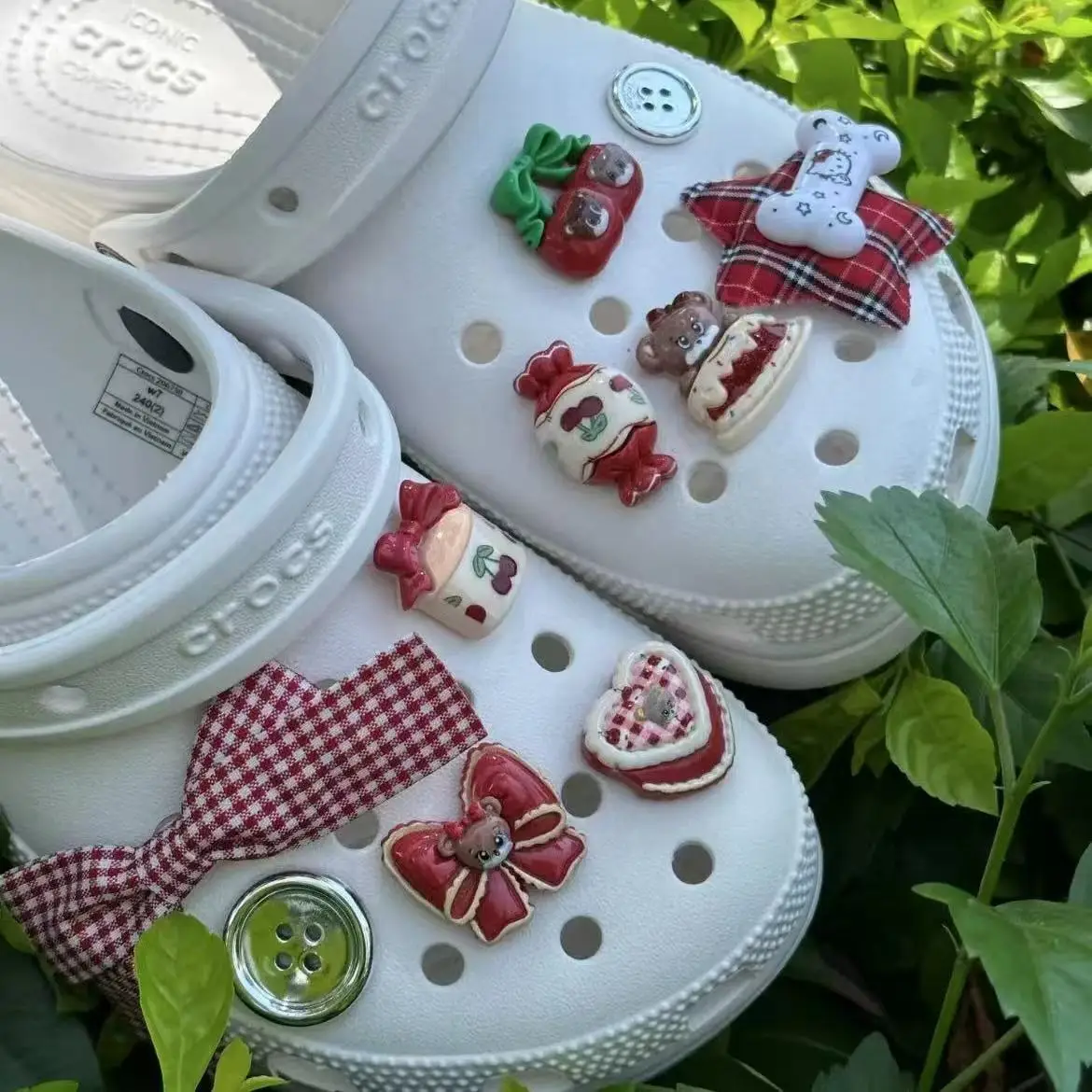 جديد لطيف كعكة الكرز ثقب الأحذية زهرة الملحقات القوس انفصال إكسسوارات أحذية هدايا الرجال والنساء