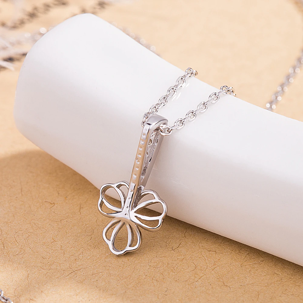 

Women's Kpop Charm 925 Silver Necklace Punk Style Clover Pendant Vintage Jewelry Accessory Trendy Idol-Inspired Design