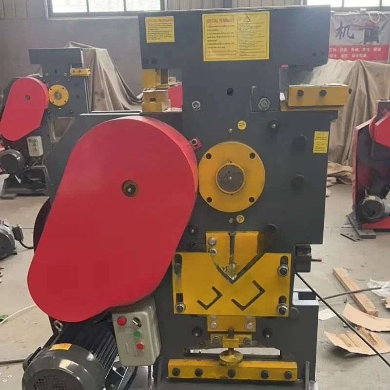 Hydraulic Small Ironworker Combined Punching and Shearing Machine 220/380V For Angle Steel Channel Steel Metalworking