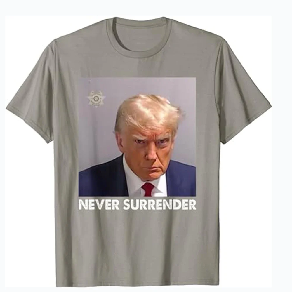 Donald Trump never surrender Mug shot august 24 2024 T-Shirt