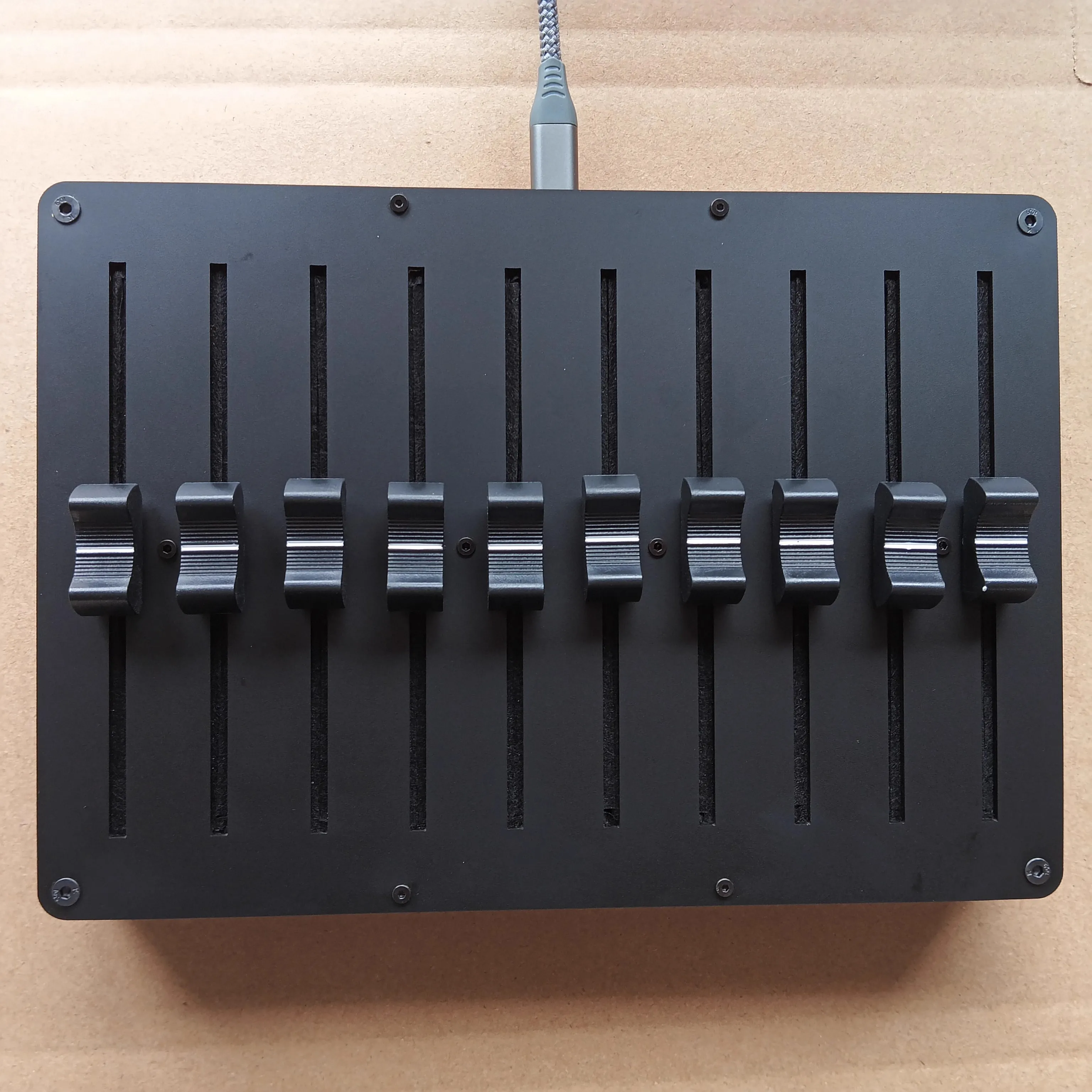 10-way Fader Can Customize CC Information USB Interface Music Hosting Software with MIDI Controller
