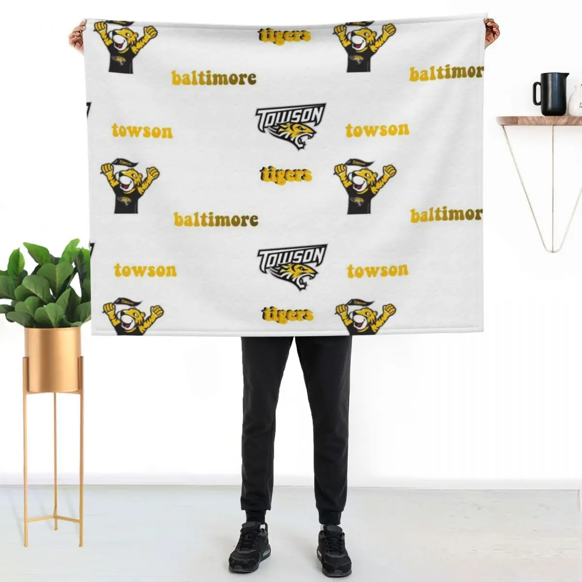 

Towson University sticker pack Throw Blanket Shaggy Furry Soft Blanket for Bedroom Living Room