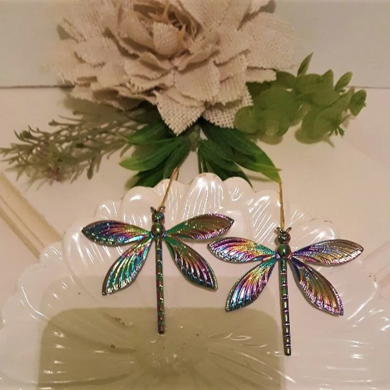 Vintage Geometrie Kleurrijke Metal Dragonfly Oorbellen Eenvoudige Haak Animal Dangle Oorbellen Voor Vrouwen Meisje Sieraden Accessoires Aretes