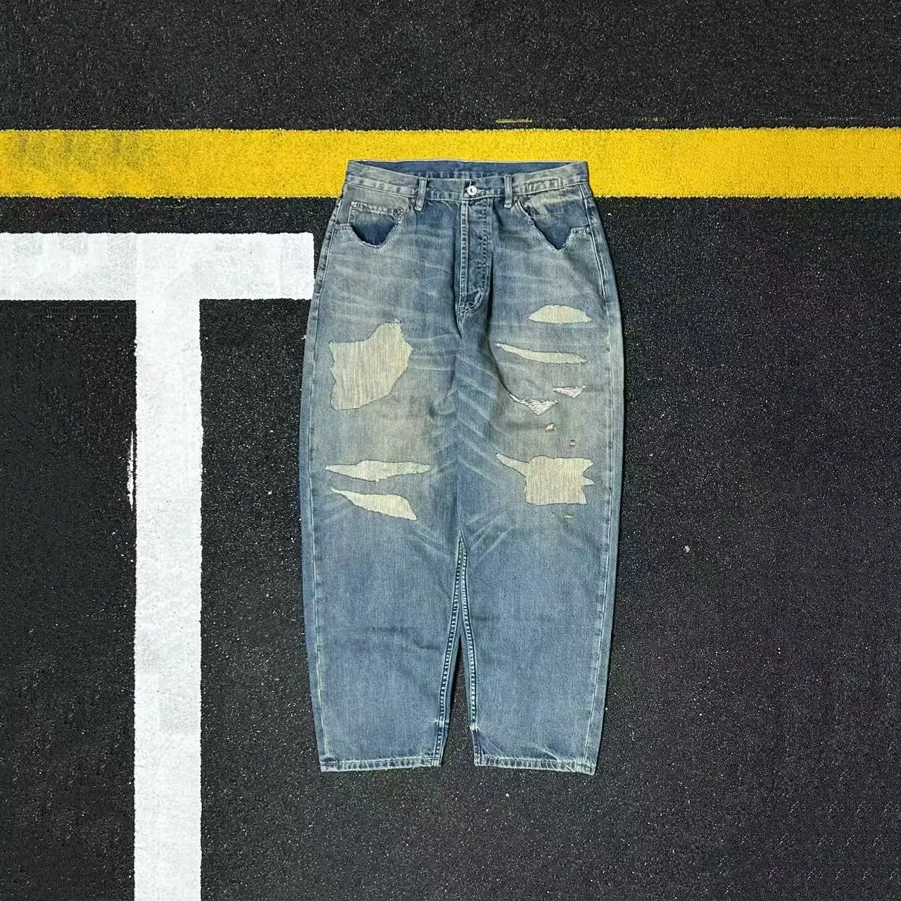 

Retro American Men's Loose Straight Leg Jeans High Waist Cotton Vintage Washed Street Style Long Trousers Hole Punching