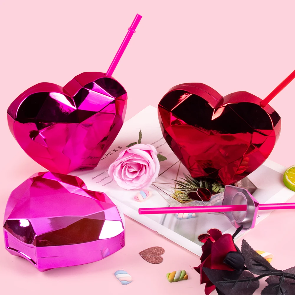 1pcs Red Pink Heart Shaped Plastic Straw Cup Water Bottle Valentine\'s day gift Disco Cup Wedding Bachelorette party supplies