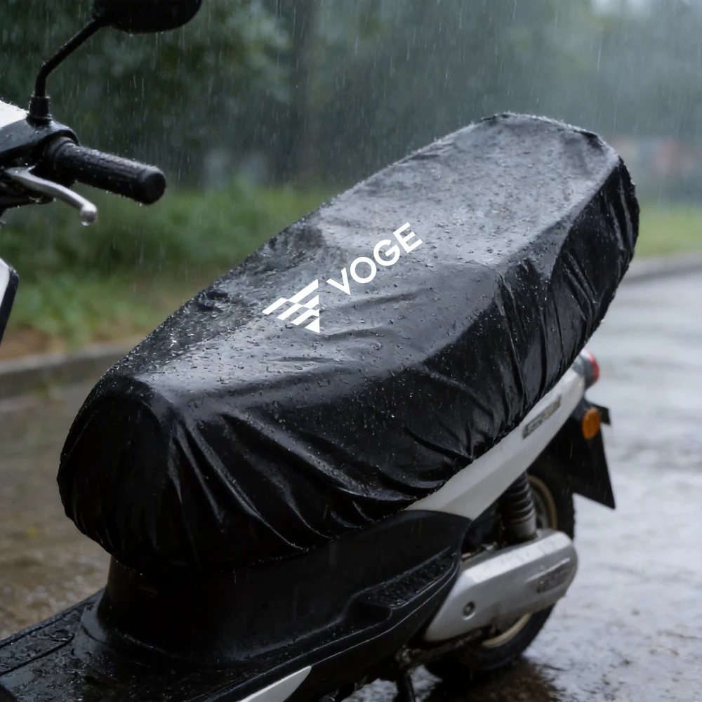 

Для VOGE SR250GT Pro / SR250GT Play / SR150GT H / SR450X – водонепроницаемый, устойчивый к ультрафиолетовому излучению, теплоизоляционный, устойчивый к царапинам чехол на сиденье скутера.