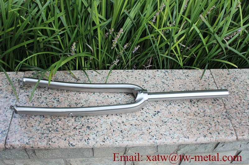 Titanium Road Bicycle Fork 700C Titanium Bicycle Fork Thru Axle Dropout Ti Gravel Bike Forks view 4