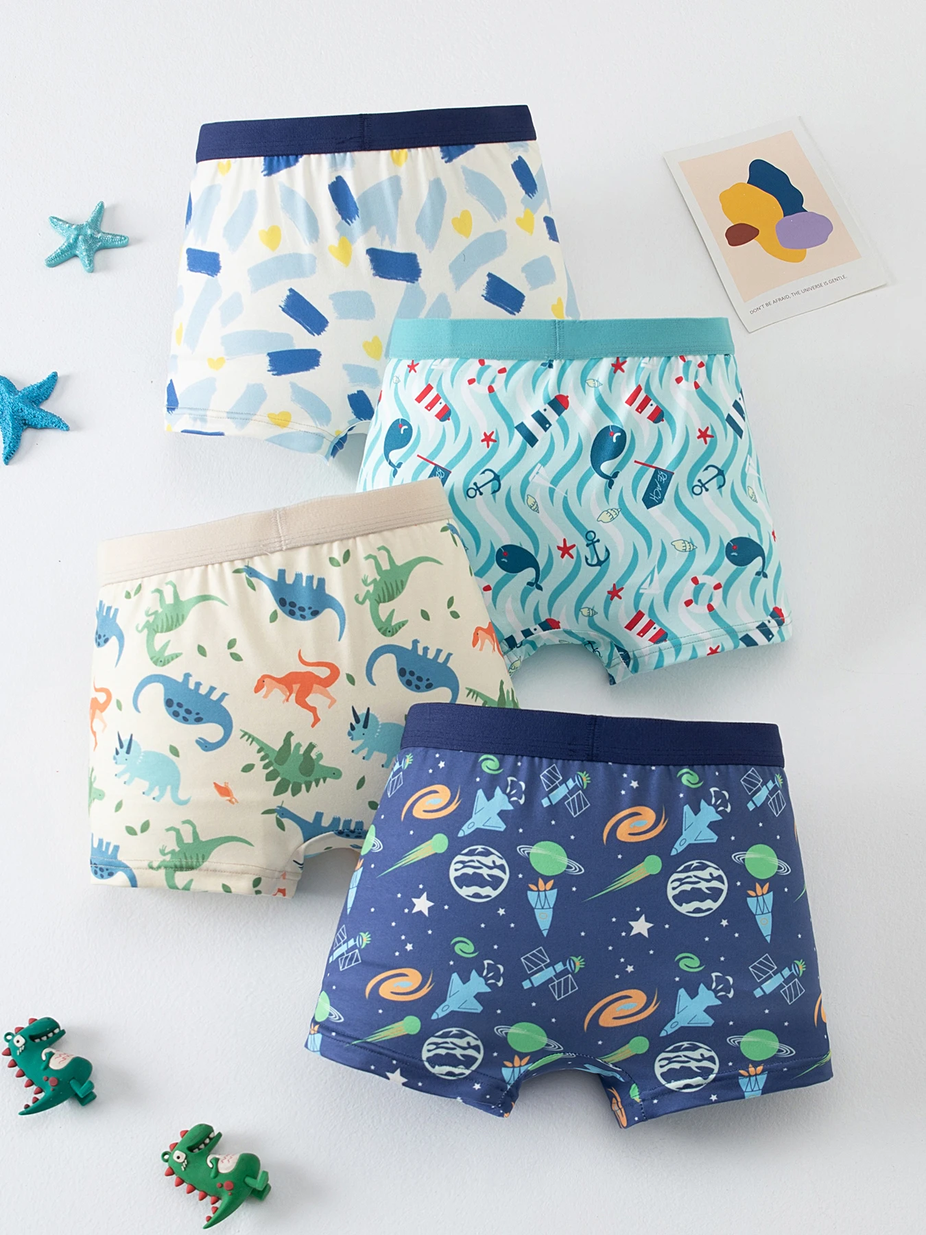 4 Stücke niedlicher Cartoon-Unterwäsche mit elastischem Bund für Jungen für alle Jahreszeiten, bequeme Boxershorts, mehrfarbige Haushalts-Shorts – Detail 6