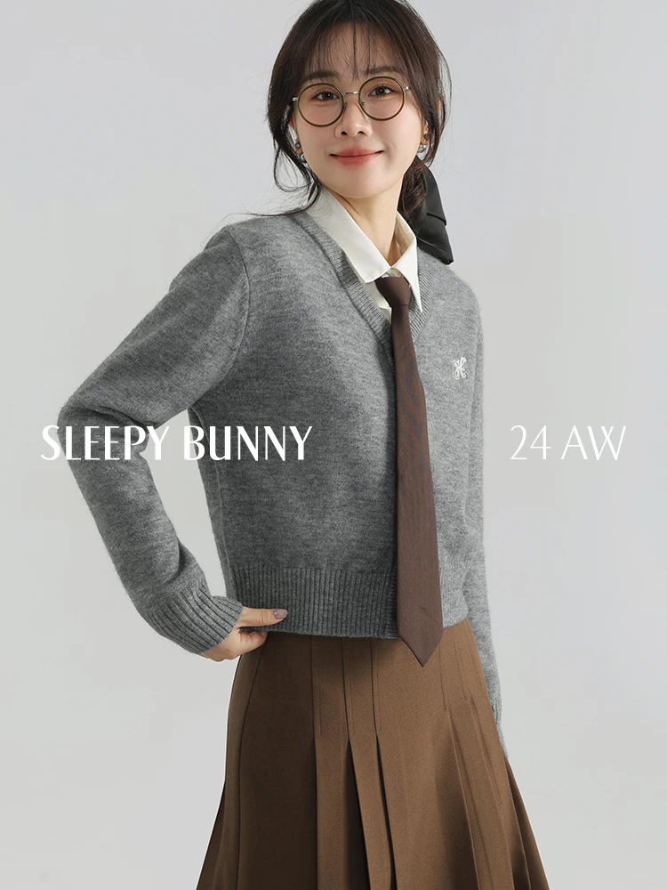 เสื้อคาร์ดิแกนถักปักลายทรงสลิมติดกระดุมด้านหน้าเสื้อสเวตเตอร์ลำลองฤดูใบไม้ร่วงแขนยาวเสื้อแจ๊กเก็ตสไตล์วิทยาลัยที่หรูหราเลเยอร์ท็อปผู้หญิง