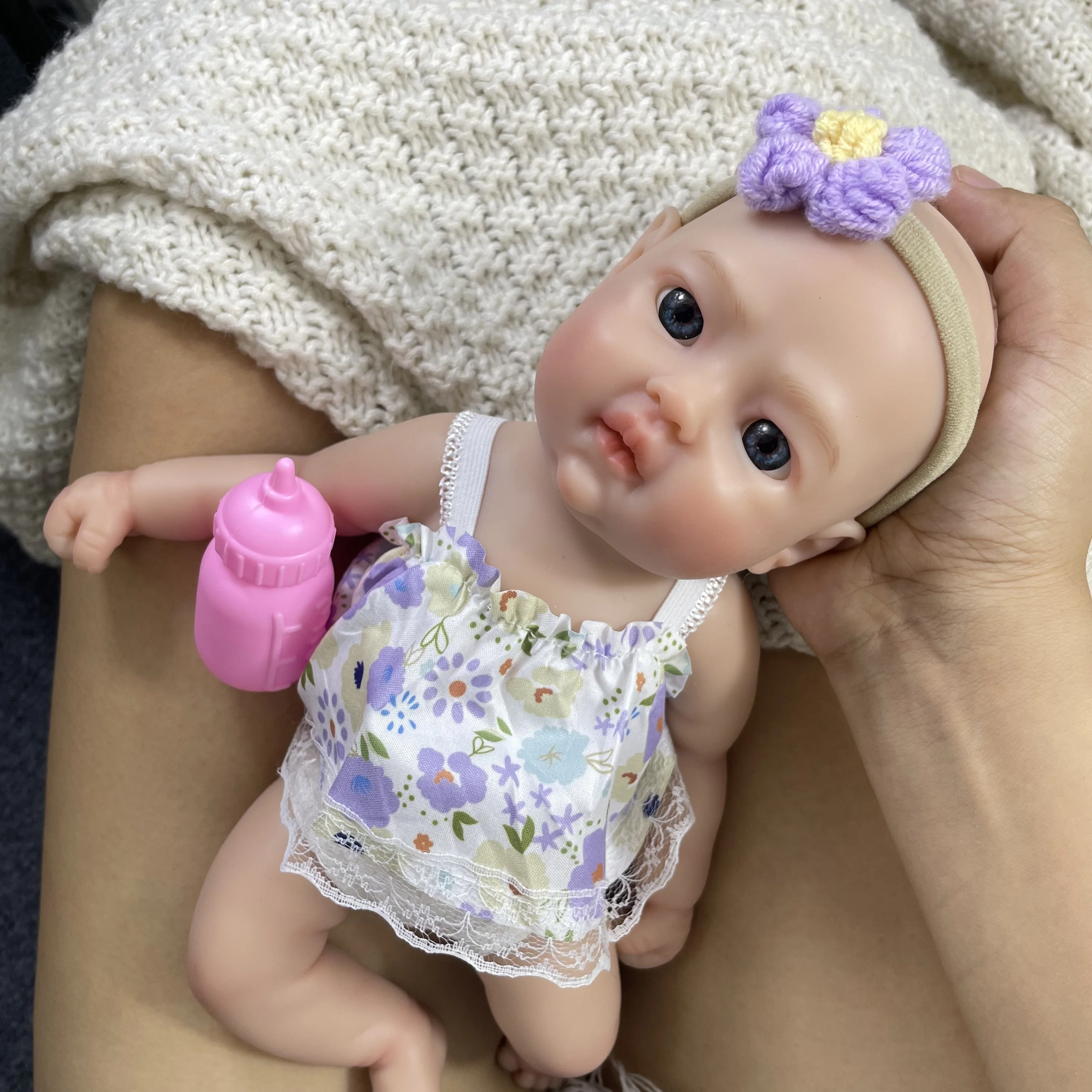 

13 Inch Full Solid Silicone Reborn Baby Doll Tina Washable Body Girl Adorable Soft Silicone Doll Birthday Christmas Gift