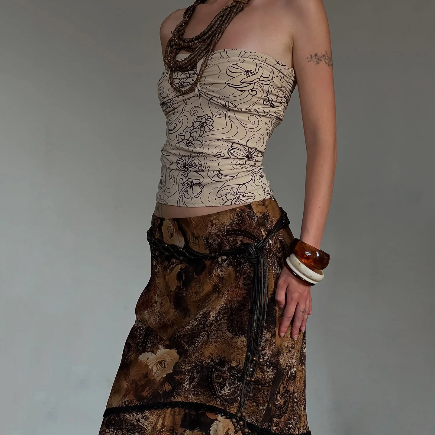 

Zeyla Women's 2025 Vintage Print Off-Shoulder Set Bustier Top Asymmetric Skirt Summer Unique Design Cross-Border Fashion