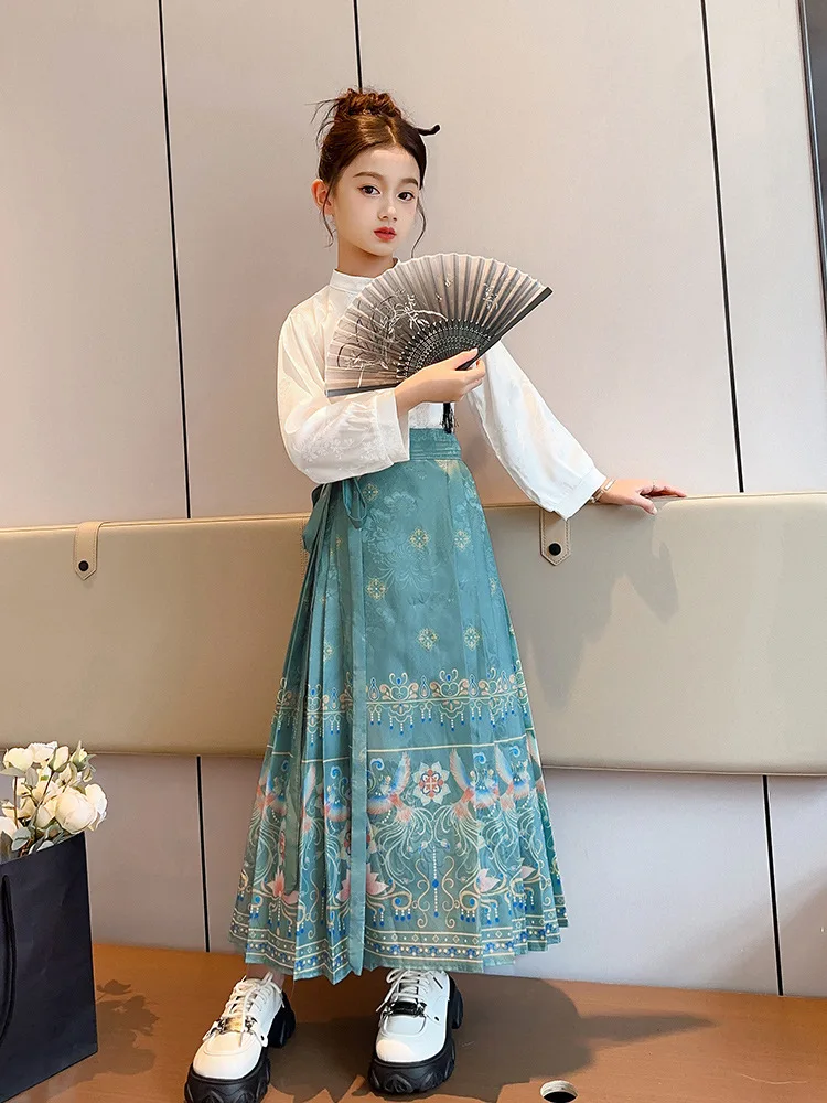 女性のための刺繍された馬のスカートスーツ,アンティークスタイルの服,新しい秋のコレクション