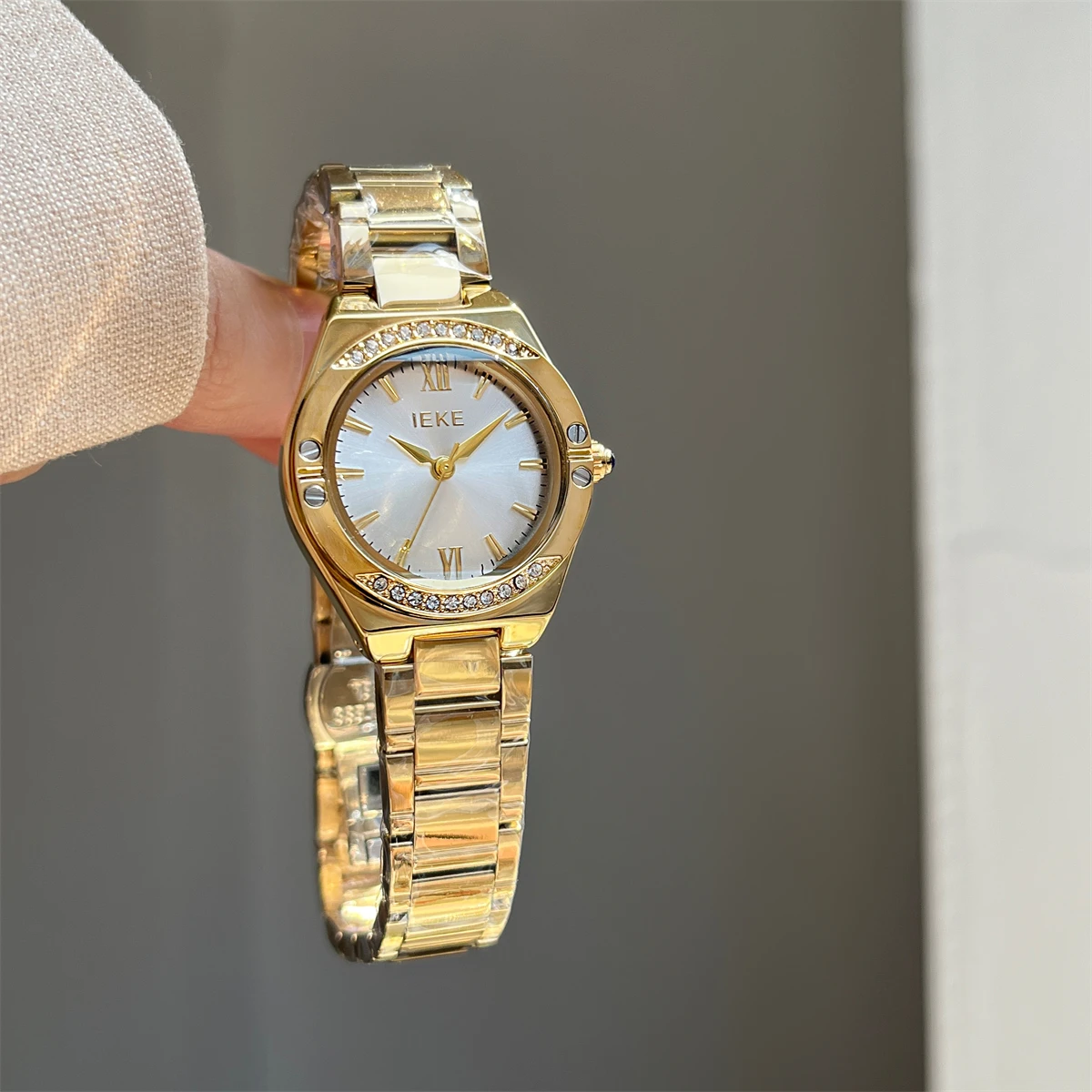 

2026 New Fashion Stainless Steel Chain Watch For Women, Exquisite And Elegant Retro Small Gold Watch, Women'S Accessories
