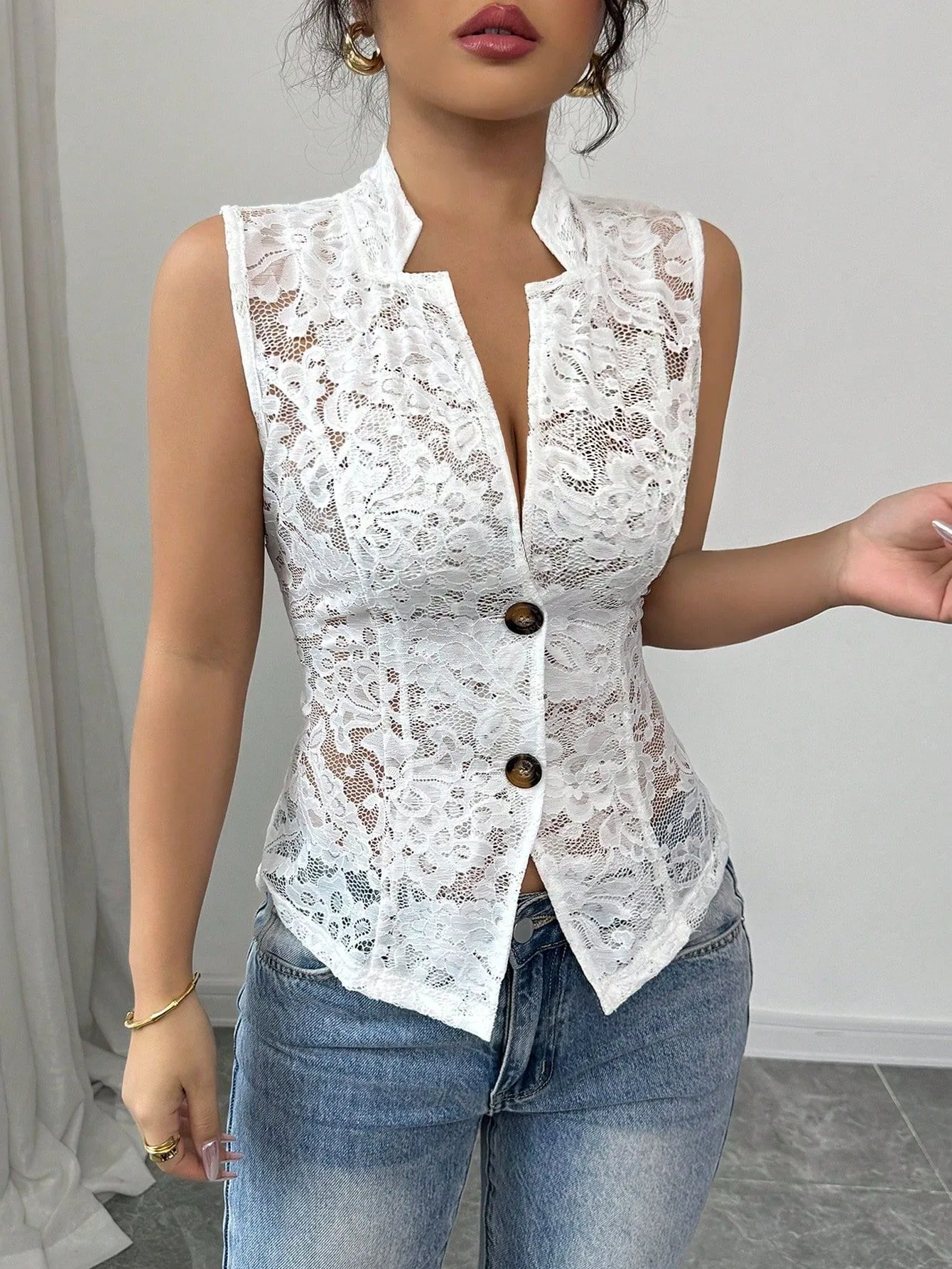 

European And American Hollowed Out Suit Vest Women'S 2025 Summer New Sexy Jacquard Design Perspective Lapel Lace Cardigan