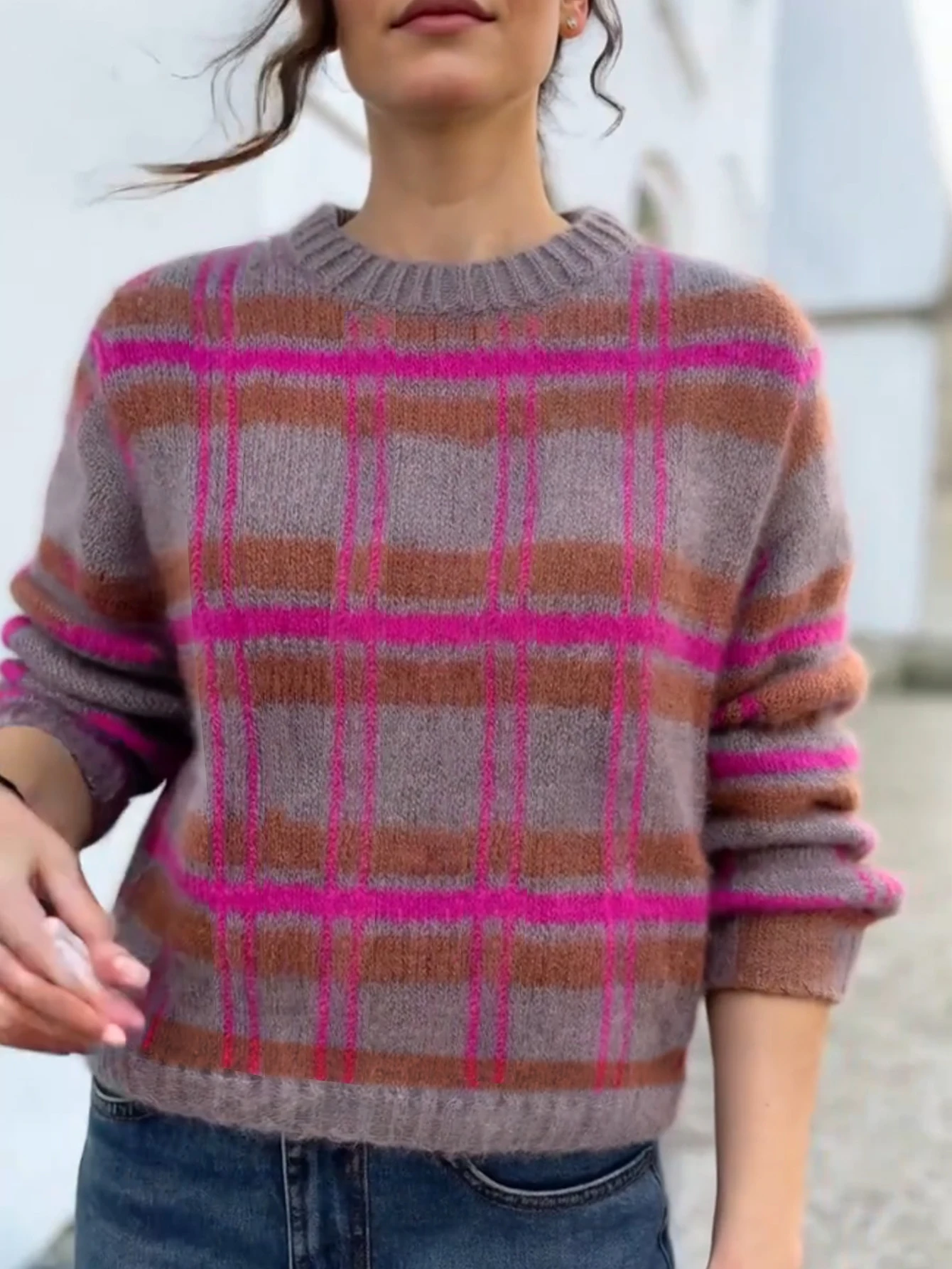 Autumn and Winter New Niche Knit Cardigan for Women, Designed with a Lazy Style, Purple Striped Pattern, Straight Round Neck Design Pullover, Casual and Elegant Autumn and Winter Top, Basic Versatile Style for Urban Commuting, Stylish and Casual Vacation Style, Designer Pattern Niche Knit Cardigan, New Year'S, Valentine's Day, Christmas Holiday Clothing, Instagram Style Clothing, Commonly Purchased by Koreans, Date Gift, Women's Clothing