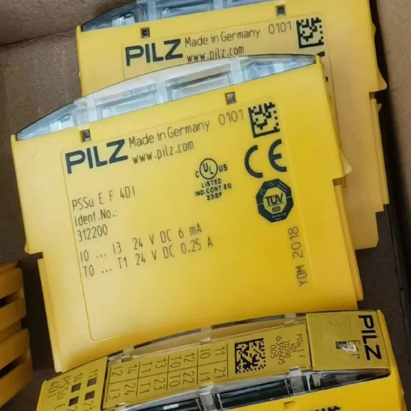 A Brand New Product  New  Ready Stock 1PC New 312200 PSSu E F 4DI Safety Relay Fast Shippping   PLC