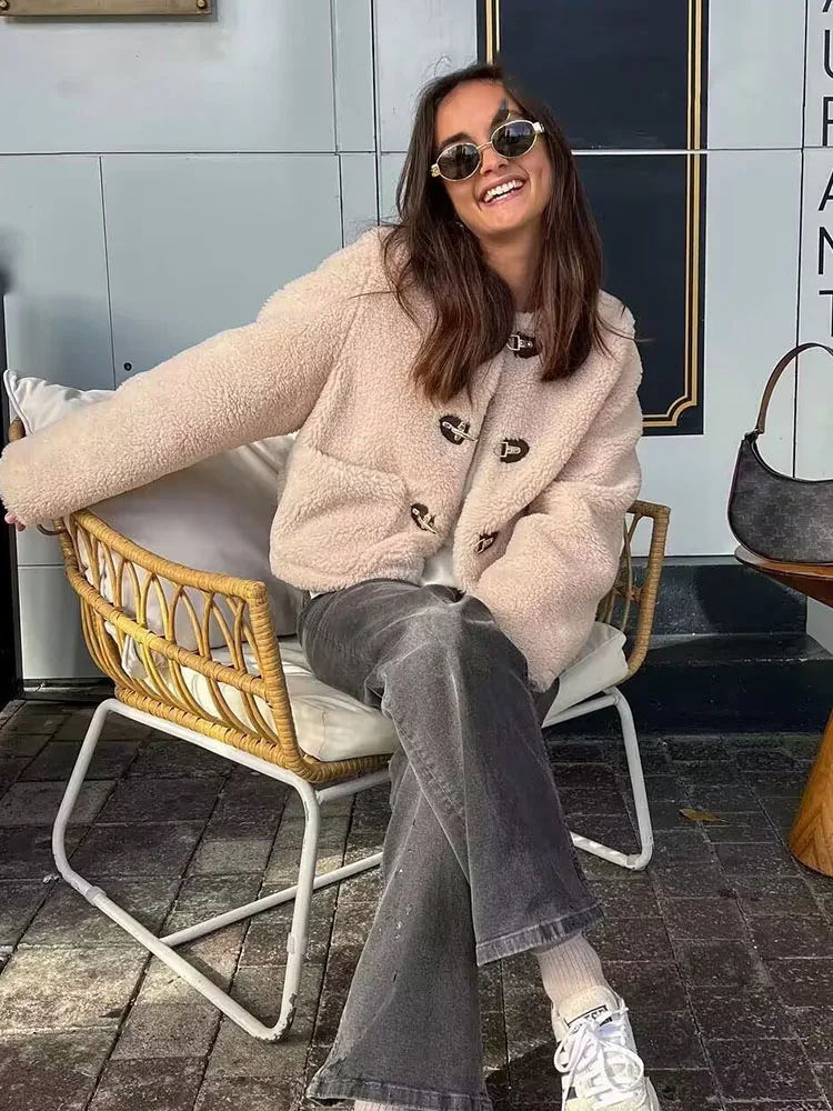 HH Women Autumn Fashion Versatile 2-Color Buckle Fleece Coat Female Round Neck With Pockets Street Casual Warm Short Jacket