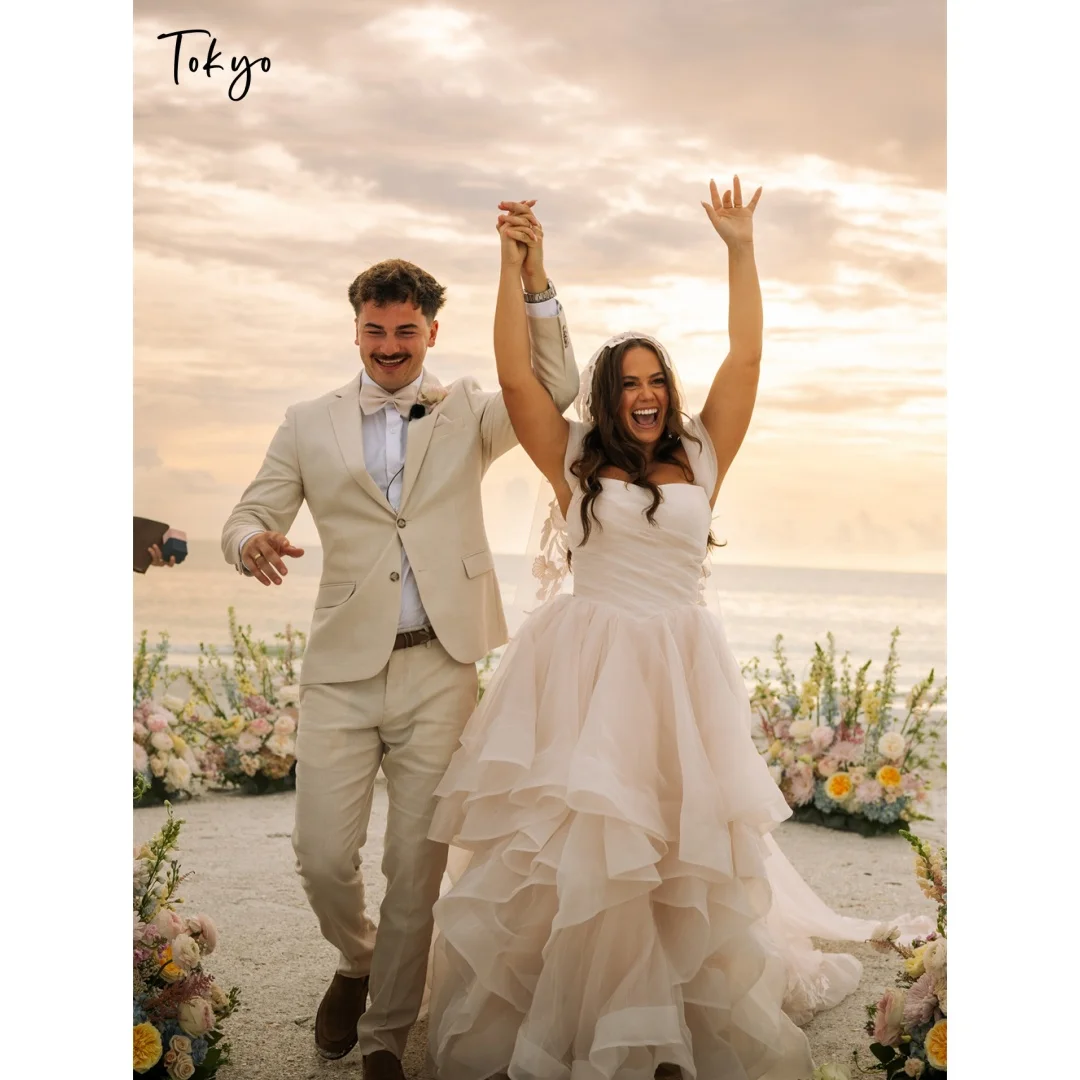 Tokyo Custom Strapless Ruffled Tulle Wedding Dress Tiered Beach Bridal Gown Sweep Train Elegant Formal Evening Party Outfit