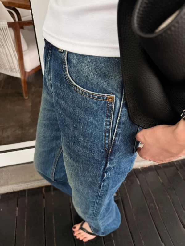 

Женские джинсы-клеш с эластичным поясом, свободного кроя, удобные, на весну-лето