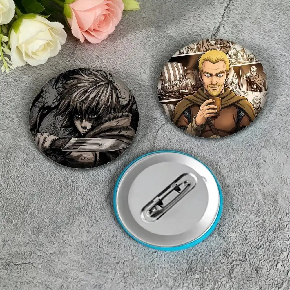 V-Vinland Saga T-Thorfinn Viking Revenge  25 32 44 58 75mm Badges Personalized Round Brooches Pins Accessory Gift