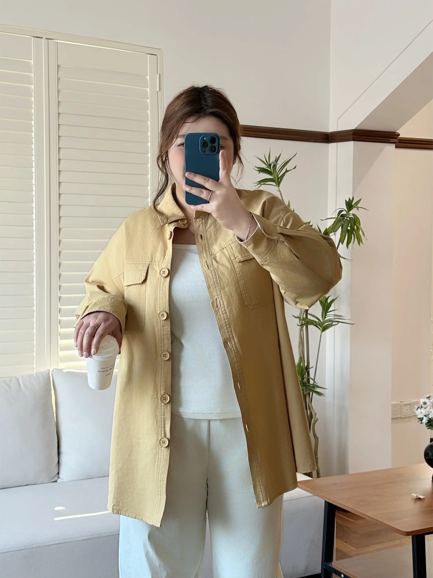 

Casual Oversized Women's Shirt Jacket Spring New Style Versatile Loose Slimming Top Commute Friendly Cotton Blend