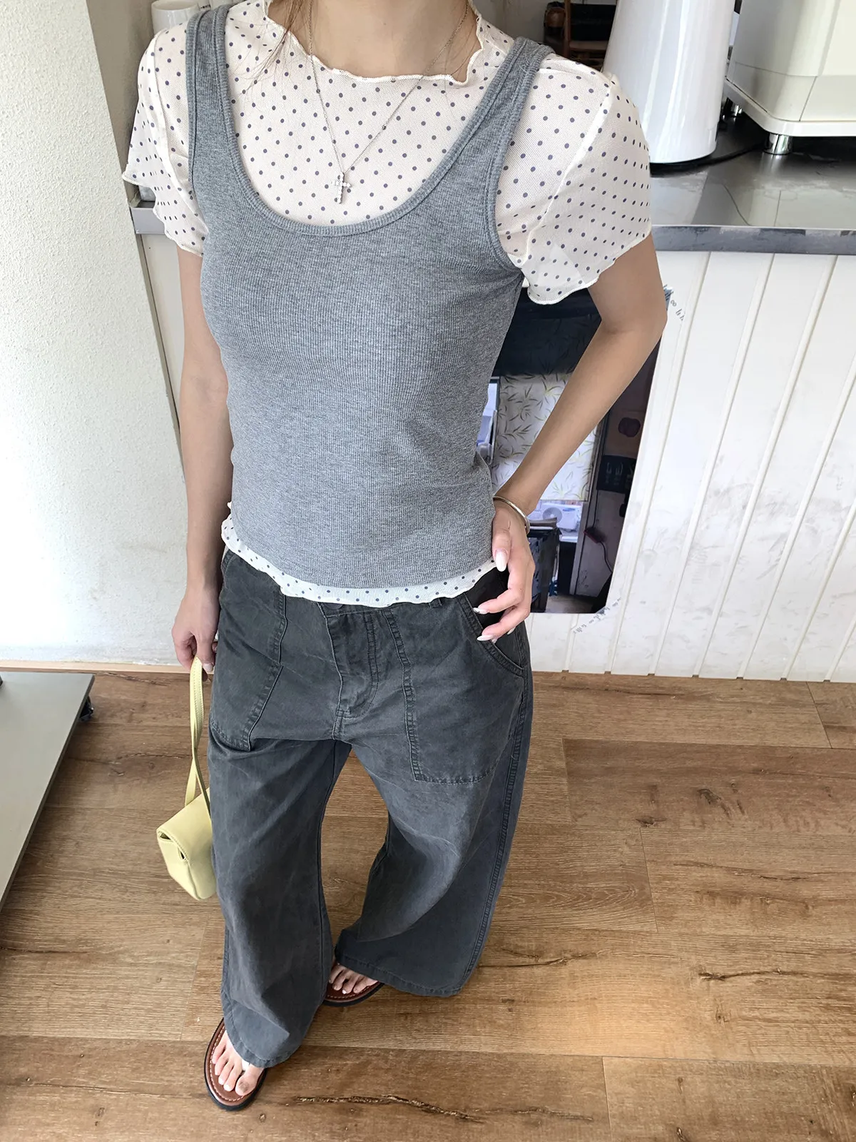Summer Slim Fit Halter Neck Polka Dot T-Shirt Women's Sweet Minimalist Short Sleeve Two Piece Set Fashionable Lace Detail